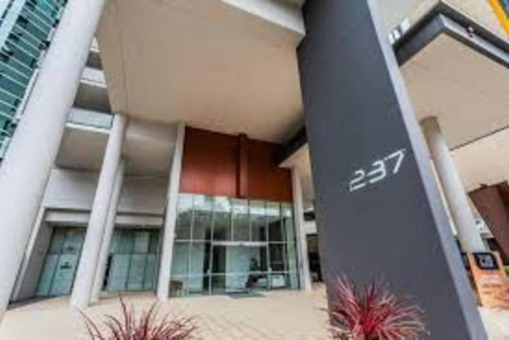 In The City Perth 1B1B Pool And Nice View Luaran gambar